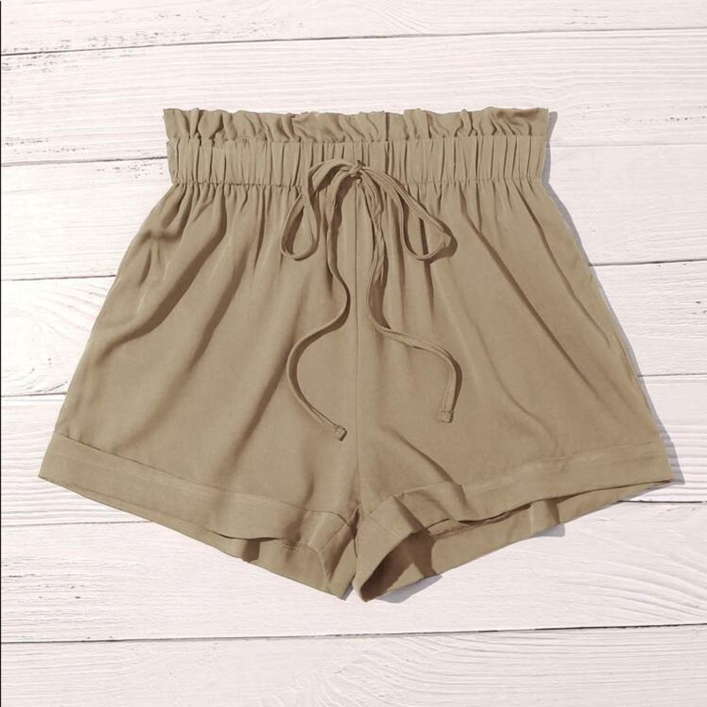 SHEIN High Waised Shorts